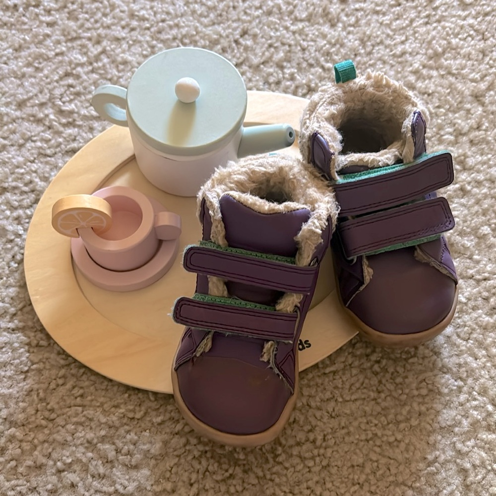 SOLD Ten Littles Furry High Tops Power Purple w/ Box Toddler 7 - Picture 1 of 9